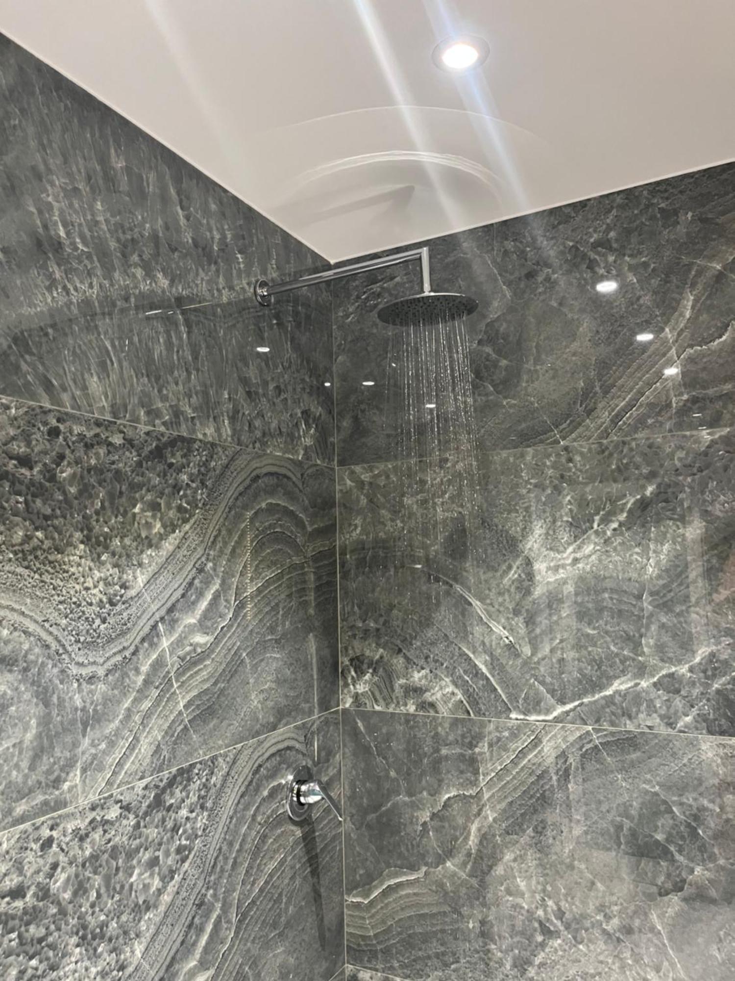 Hotel Davids Koman Экстерьер фото